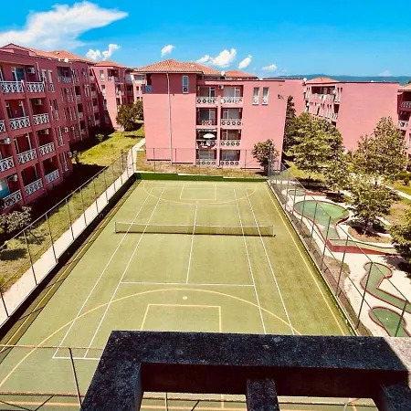 Sunny Day 6, 35 Апартамент *